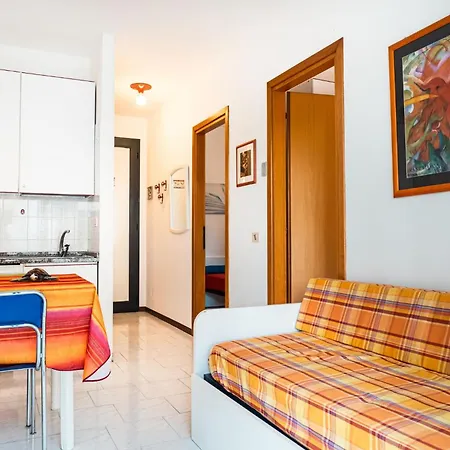 Apartment Comfy By The Sea In *